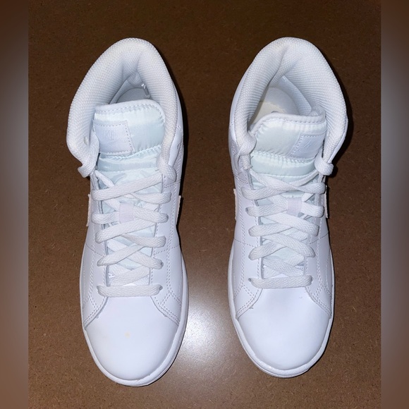 SOLD - Picture 3 of 6